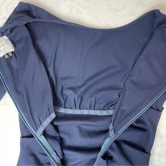 Nicole Miller Studio Navy Blue Sheath Ruched Knit Dress Size Small - Picture 11 of 14